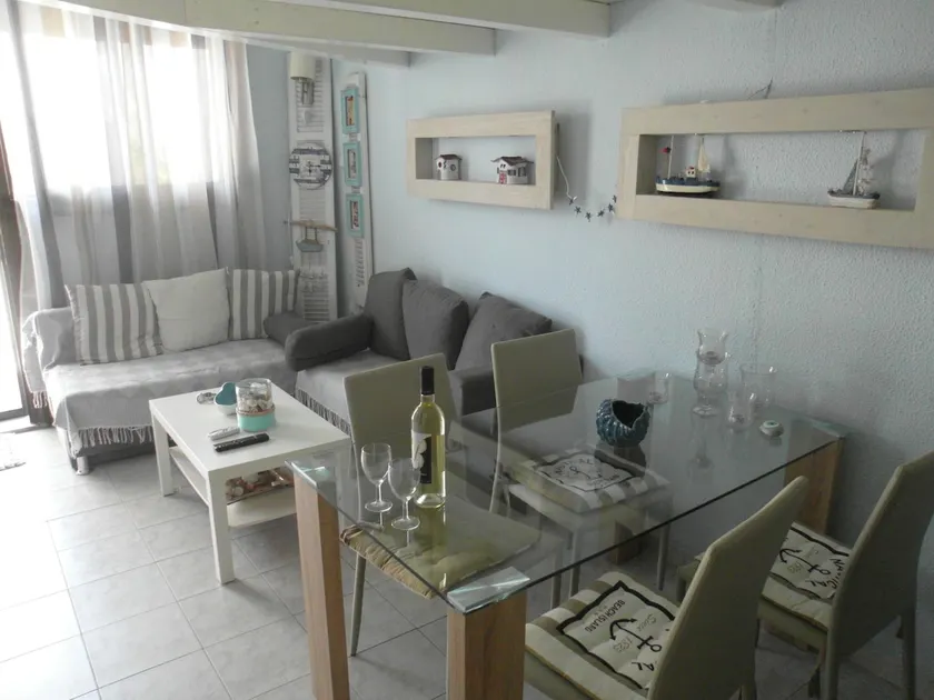 Modern Apartment 100m. from the Sea - Image 1