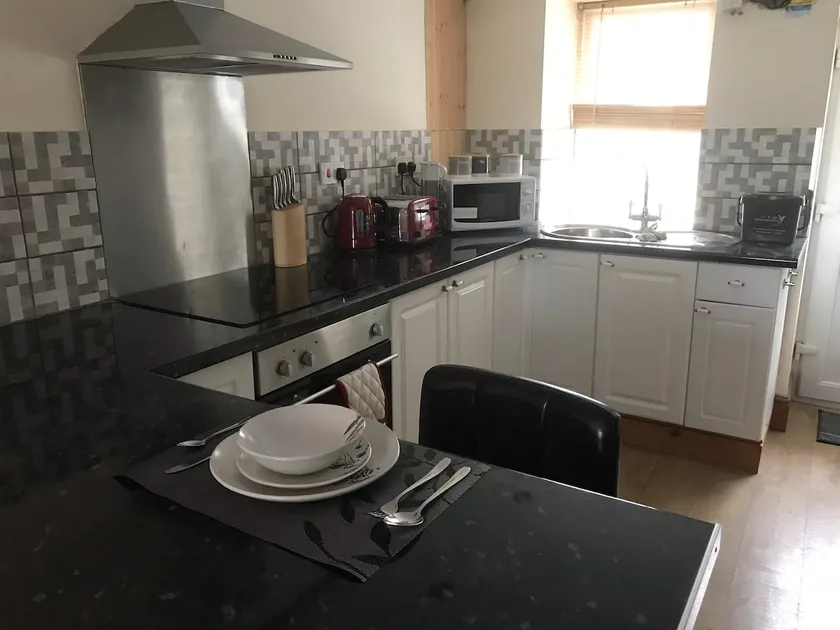Cosy Cottage in Garnant - Image 1