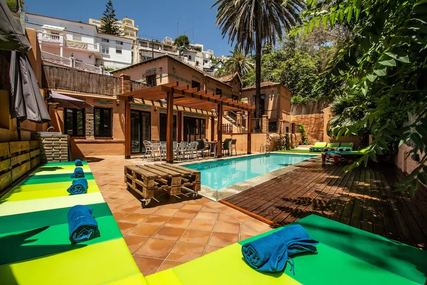 Villa Regionalista principios Siglo XX 1919 -Pedregalejo-Baños del Carmen-A UNOS METROS DEL MAR!!! PISCINA CLIMATIZADA BAJO PETICION - Image 1