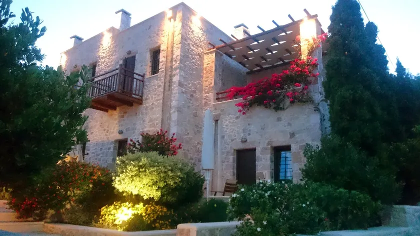Traditional Guest Houses. - Image 1