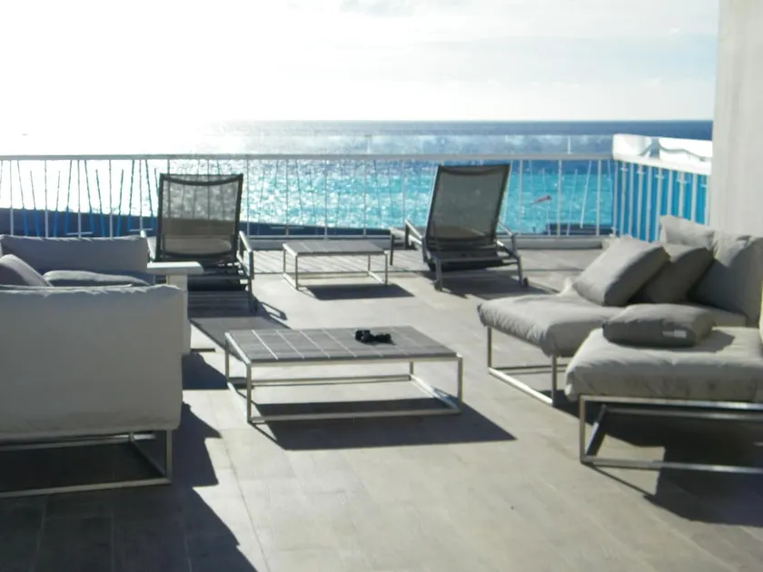 Exceptional 3-room with solarium facing the sea - Image 1