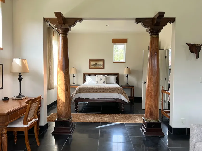 Romantic Countryside Cottage at StoneHouse - Image 1