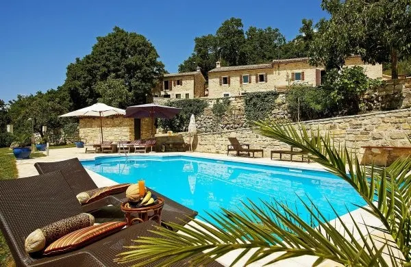 Fantastic villa with panoramic view - Image 1