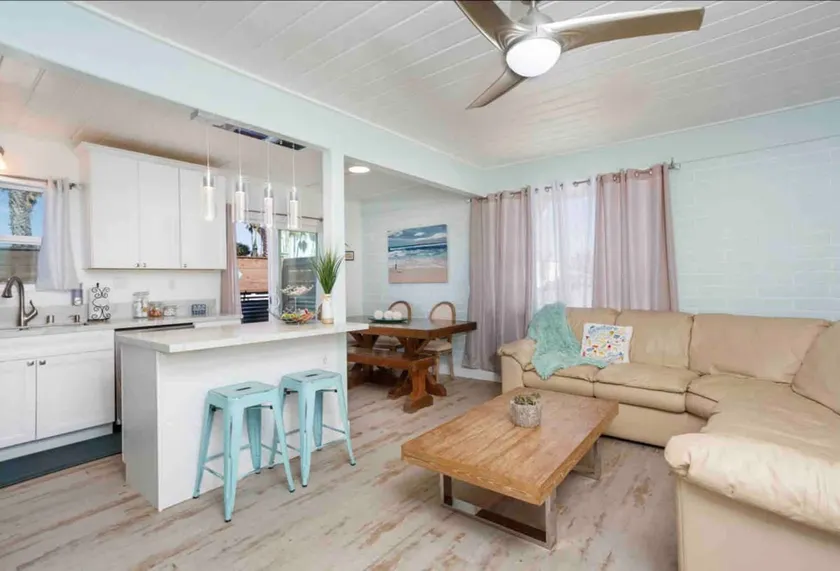 Beach Getaway! - Image 1