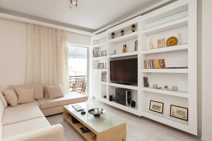 2 bedrooms flat in Athens - Image 1
