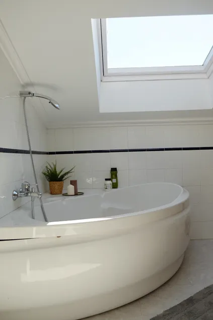 Duplex precioso con jacuzzi, sauna y chimenea . - Image 1