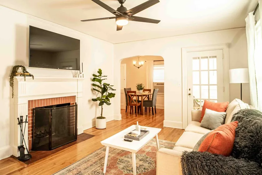 Haymount Haven | Bright & Relaxing Apartment - Image 1
