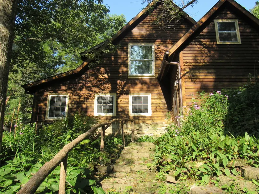 Lynnhaven - Image 1