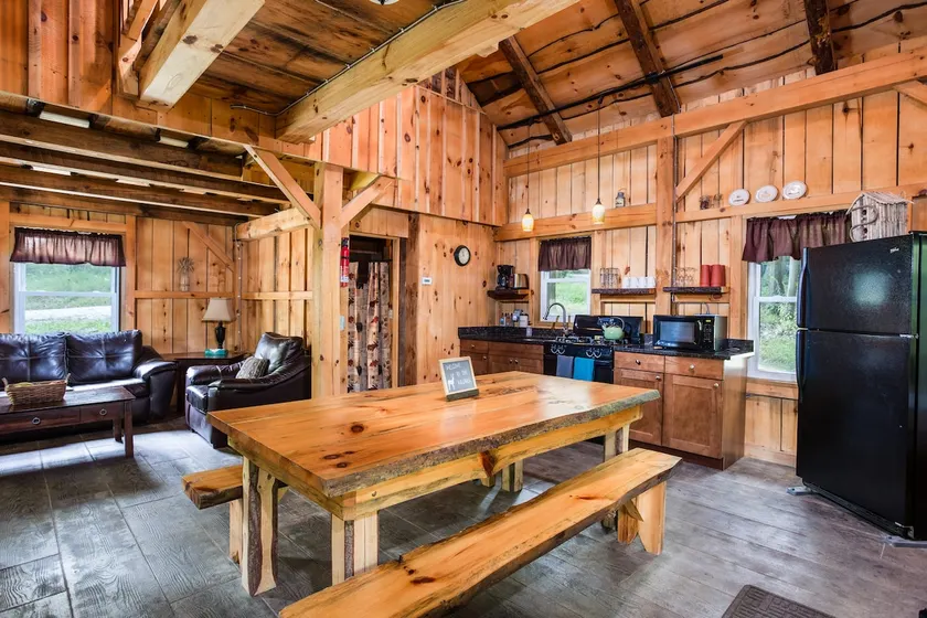 The Killbuck Cabin @ The Mohicans Treehouse Resort - Image 1