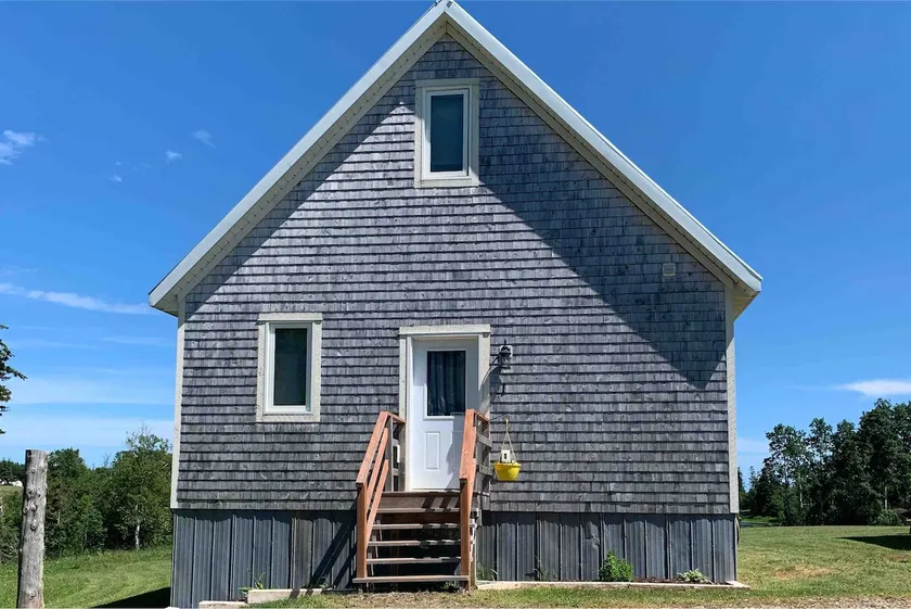 Bay View Country Cottage #1 - Image 1