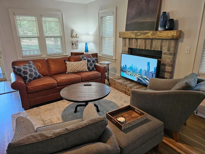 Porch Swing Place - Newly Renovated Charm - Image 1