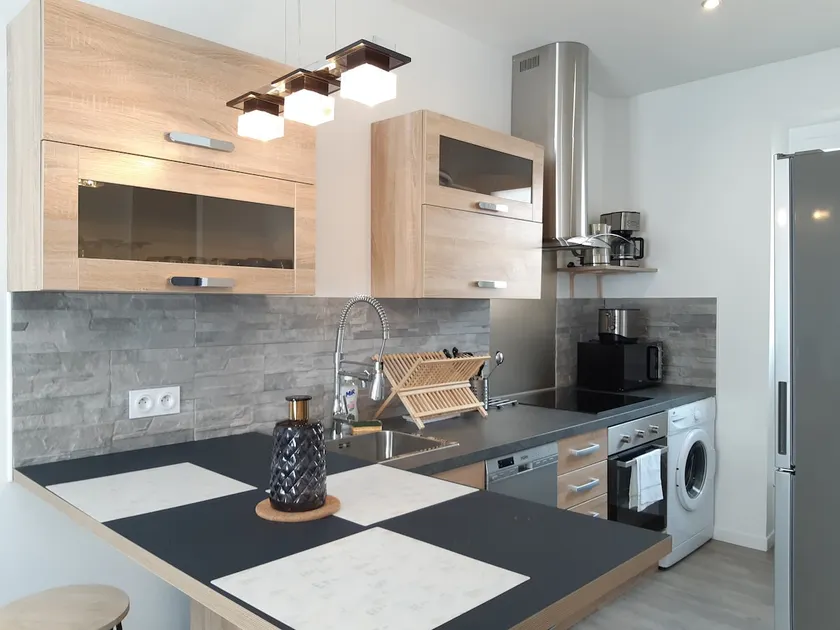 Modern and cozy apartment in the heart of Vichy - Image 1