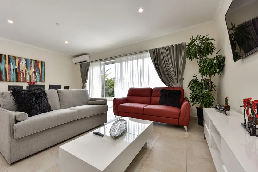 Luxurious Brand New Townhouse at Eagle Beach Aruba - Image 1