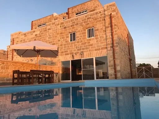 Villa Mercury - Image 1