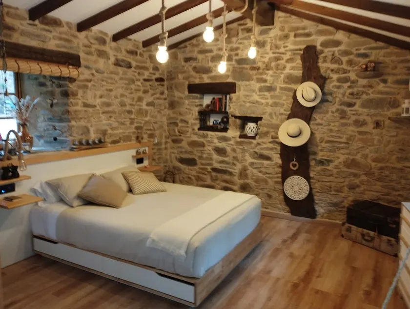A charming rural house - Image 1