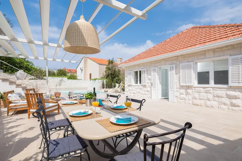 Dolce Vita 5* villa - Image 1