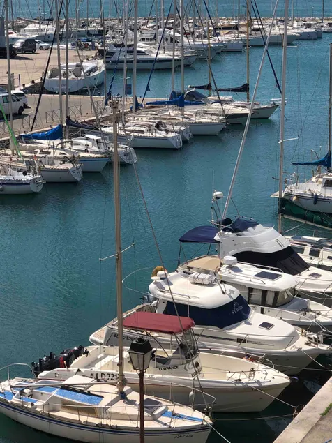 Appartement vue port de plaisance et mer - Image 1