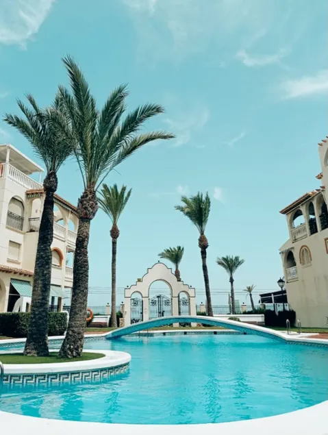 Charming beachfront apartment with a pool - Image 1