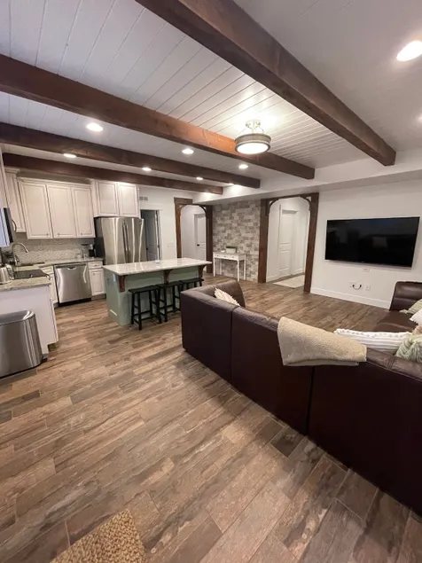 Basement Apt, 2 Bed, 1 Bath, Private Entrance - Image 1