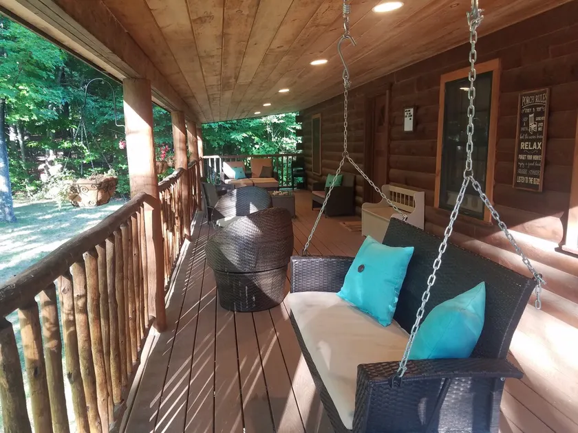 The Lakes Region Log Cabin - Image 1