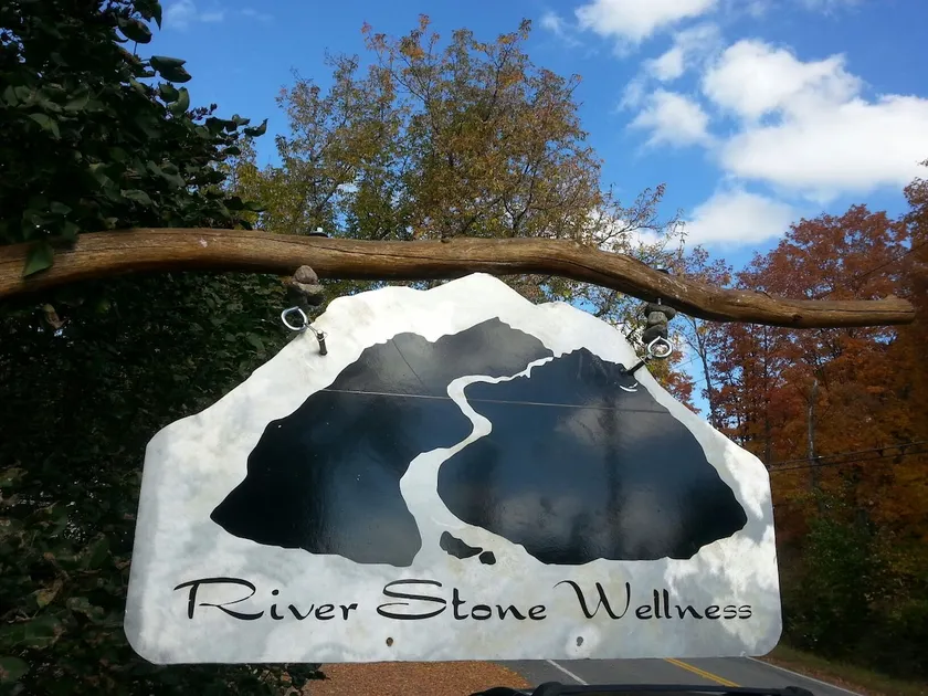 River Stone Retreat - Image 1