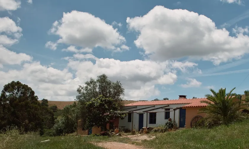 Villa in natural paradise - Image 1