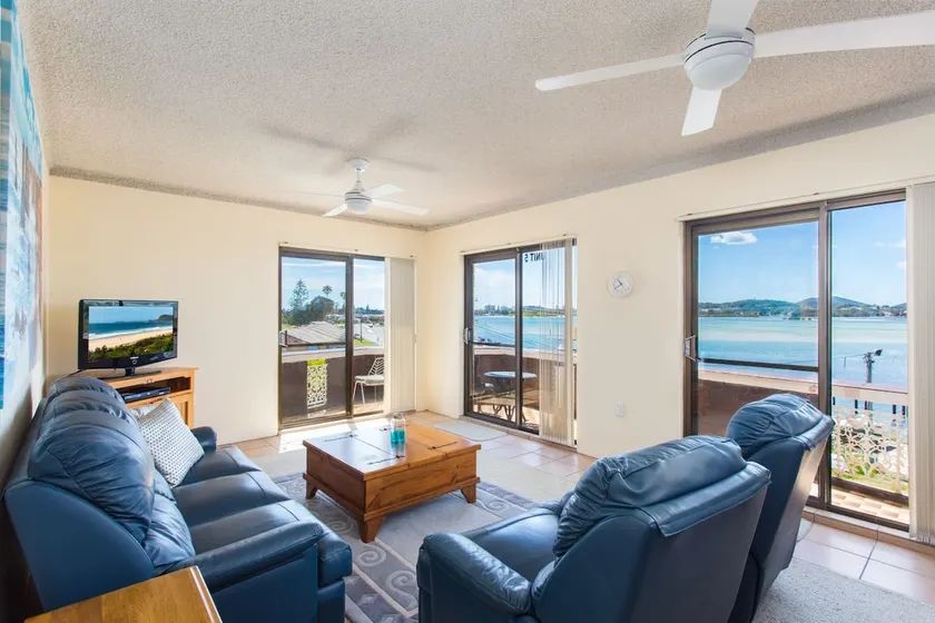 Dolphin Place 05 - Image 1