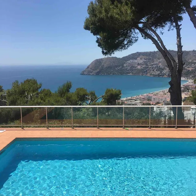 Piscine chauffée 28C avec les meilleures vues sur la baie - Image 1