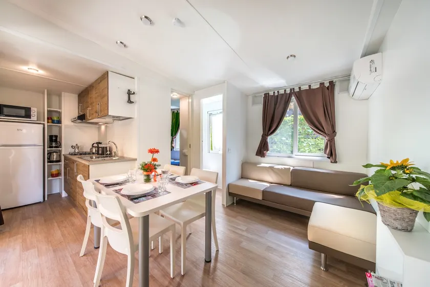Superior Bungalow - Image 1