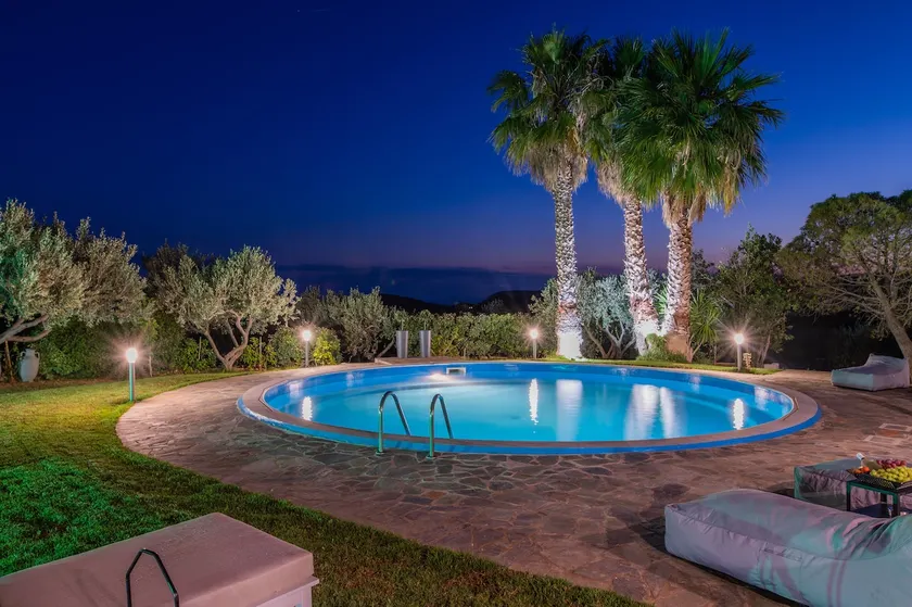 Cuervo Poolside Villa - Image 1