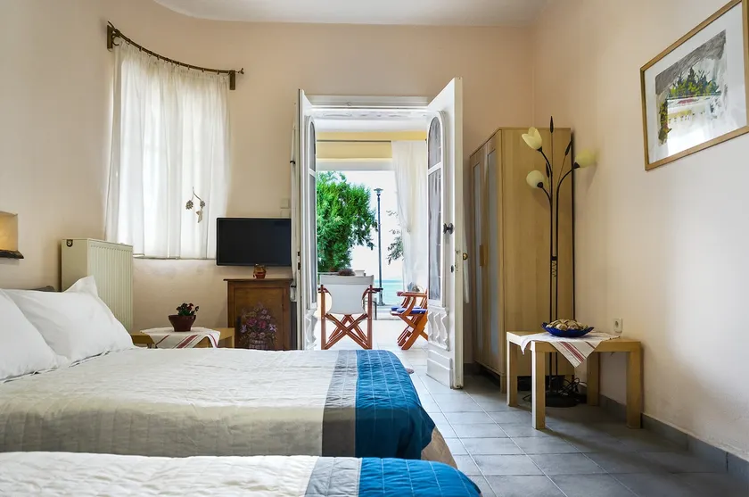 Irene Seafront Apartment - Image 1
