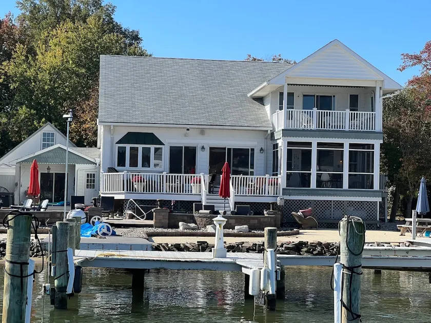 Annapolis Waterfront Oasis with Pool, Hot Tub & Piers with L2 EV Charger - Image 1