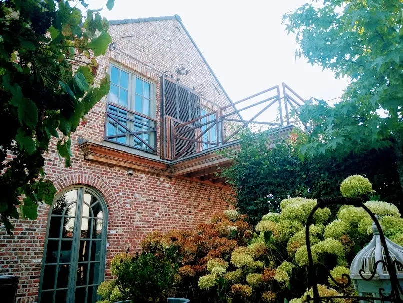 FeeLGooD sTudiO in the backyard of Brussels - Image 1