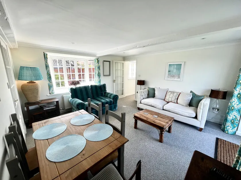 The Stables, Mileham. Self-contained 2 Bed Annexe. - Image 1