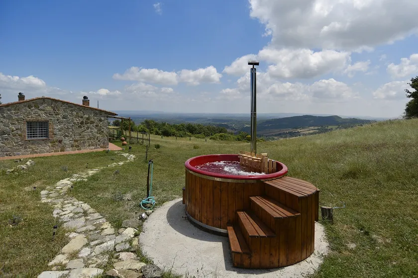 Ihr eigener toskanischer Rückzugsort mit atemberaubender Aussicht, Whirlpool und Sauna - Image 1