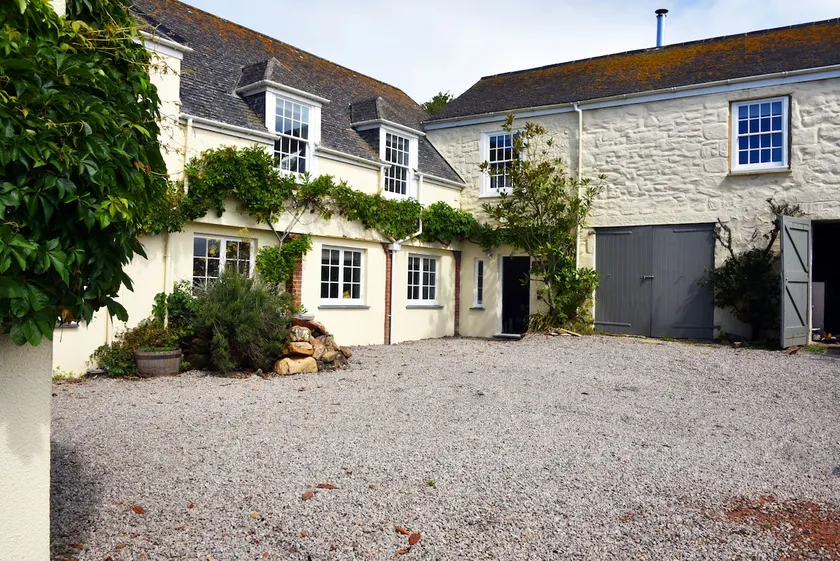 Churchtown House Annex - Image 1