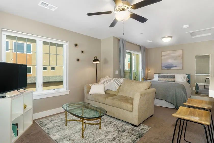 Spacious New Studio! Close to Old Town & Foothills - Image 1