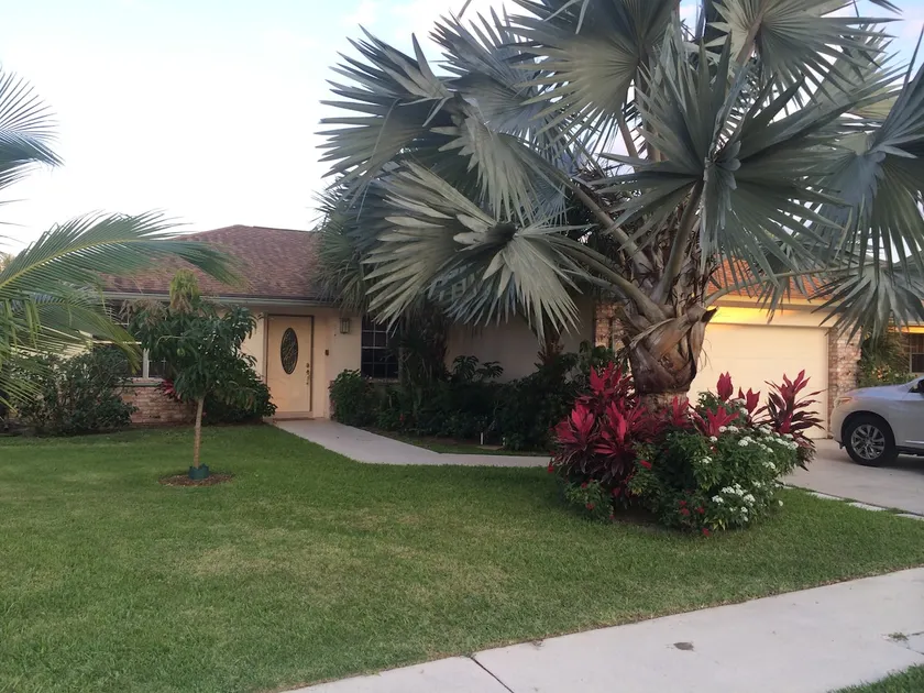Quiet private home in Jupiter close to everything! - Image 1