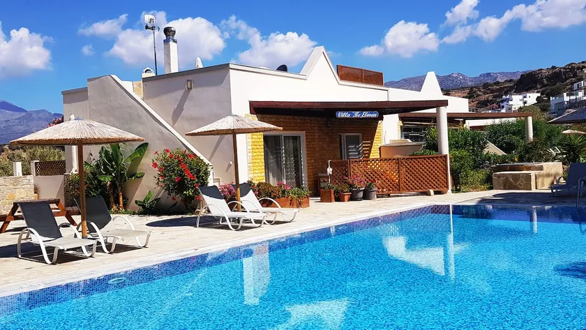 Spacious villa (B 11), Sea view, Natural beaches. - Image 1