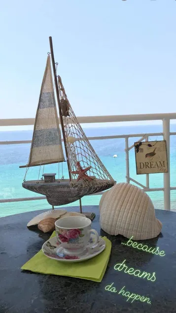 DREAMING VIEW HOUSE - Image 1