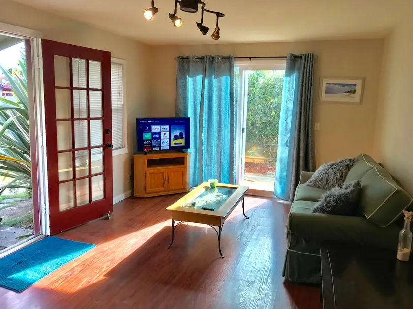 The Beach house - Image 1