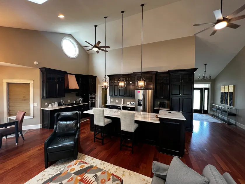 Luxury Home in Pt. Clinton Pool/Hot tub/Game room - Image 1