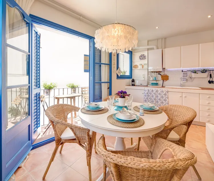 Blue Home SITGES - Image 1