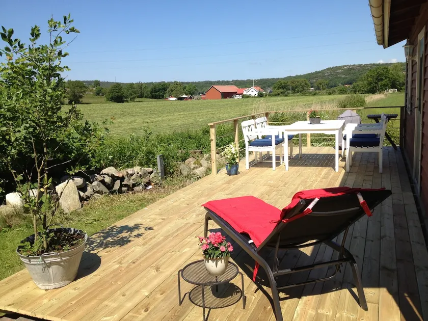 On the way down to the beach, near Marstrand - Image 1
