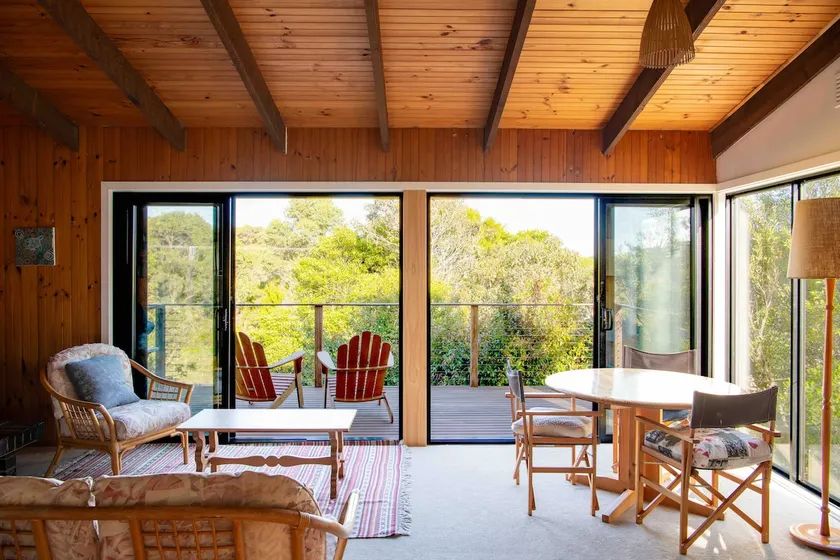 Bird Song Home- Relaxing getaway in the tree tops - Image 1