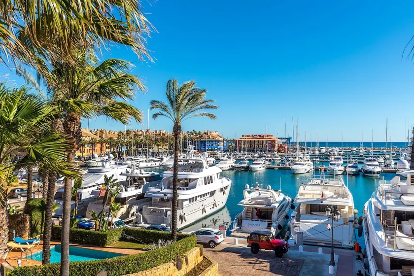 Penthouse In Sotogrande with Sea And Marina‎ view. - Image 1