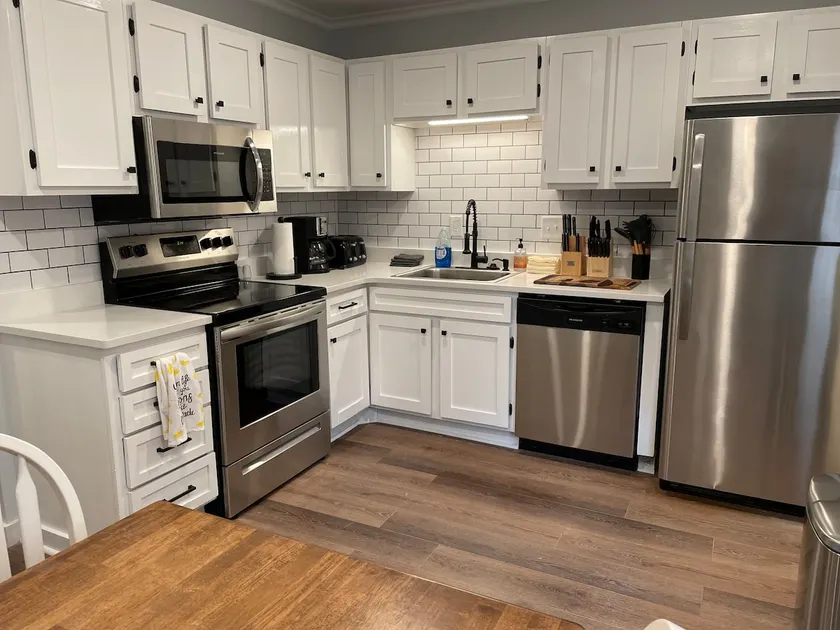 Hidden Gem in the heart of Mt.Pleasant! - Image 1