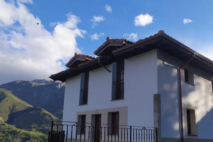 ”La Belluga” House - Image 1