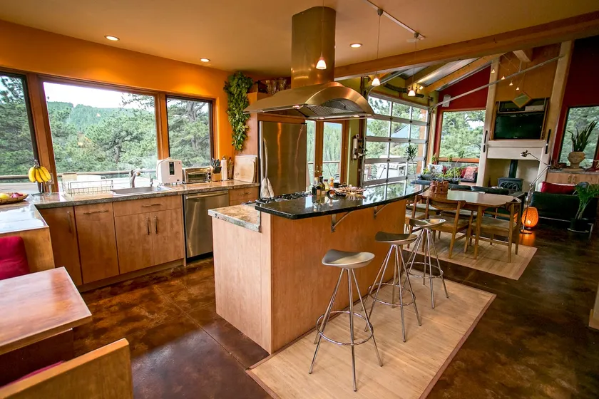 Towering Pines - Mountain Modern Nederland Retreat Hot Tub, Sauna, Amazing views - Image 1