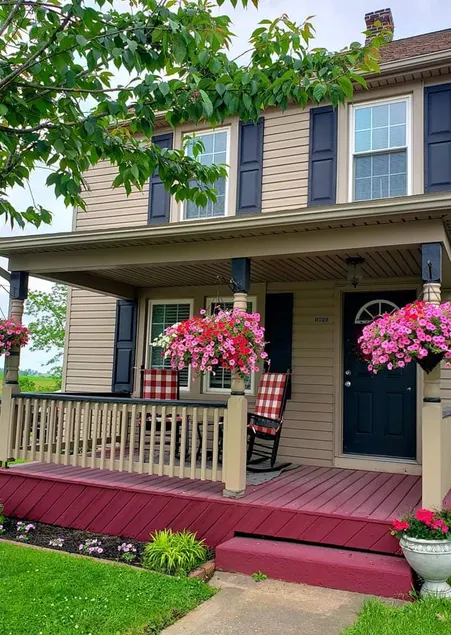 The Wren House in quaint village. - Image 1